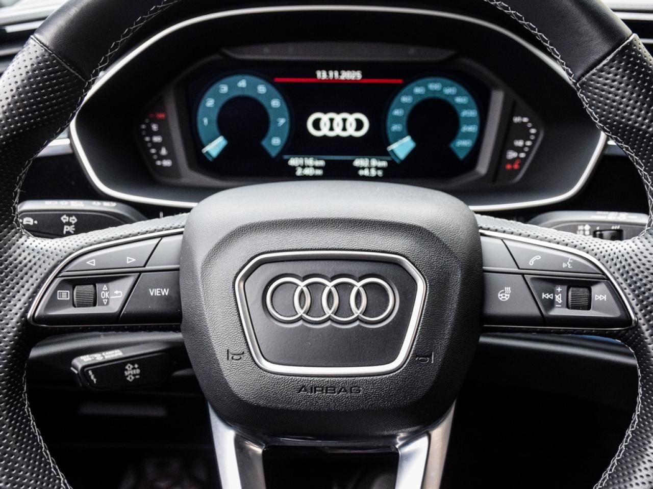 2023 Audi Q3 45 Progressiv Photo