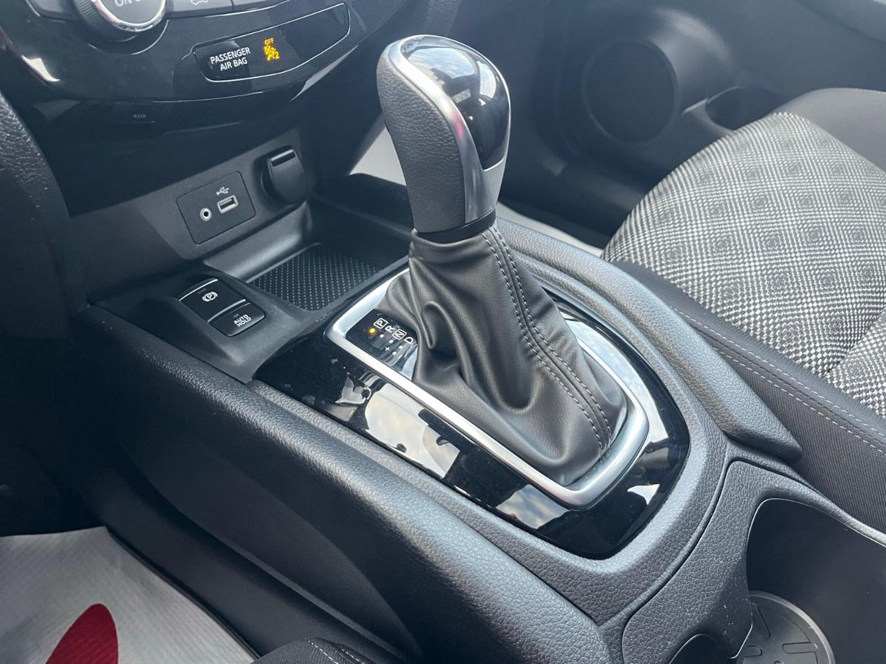 2023 Nissan Qashqai AWD SV CVT Photo