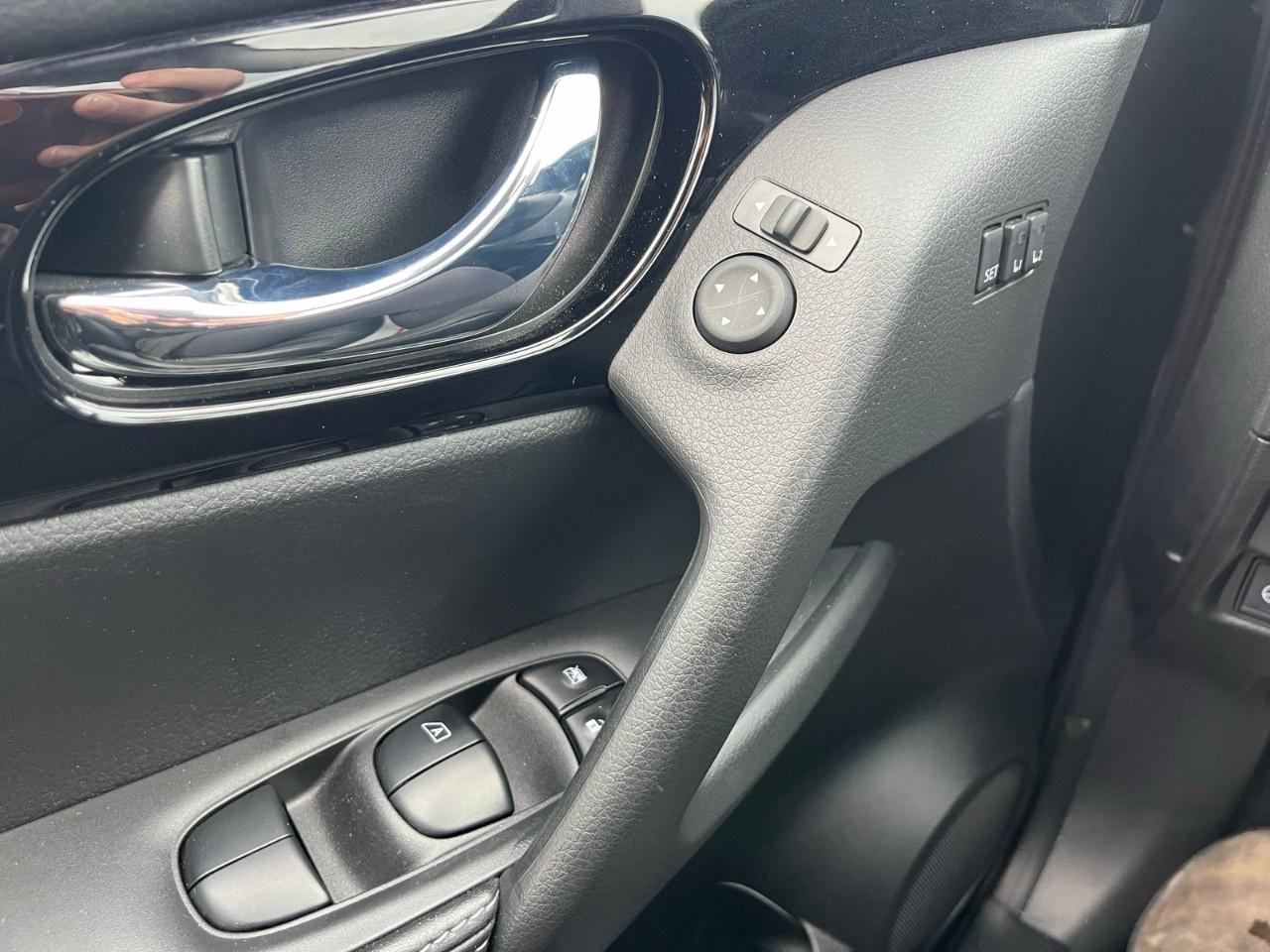 2023 Nissan Qashqai AWD SL CVT Photo