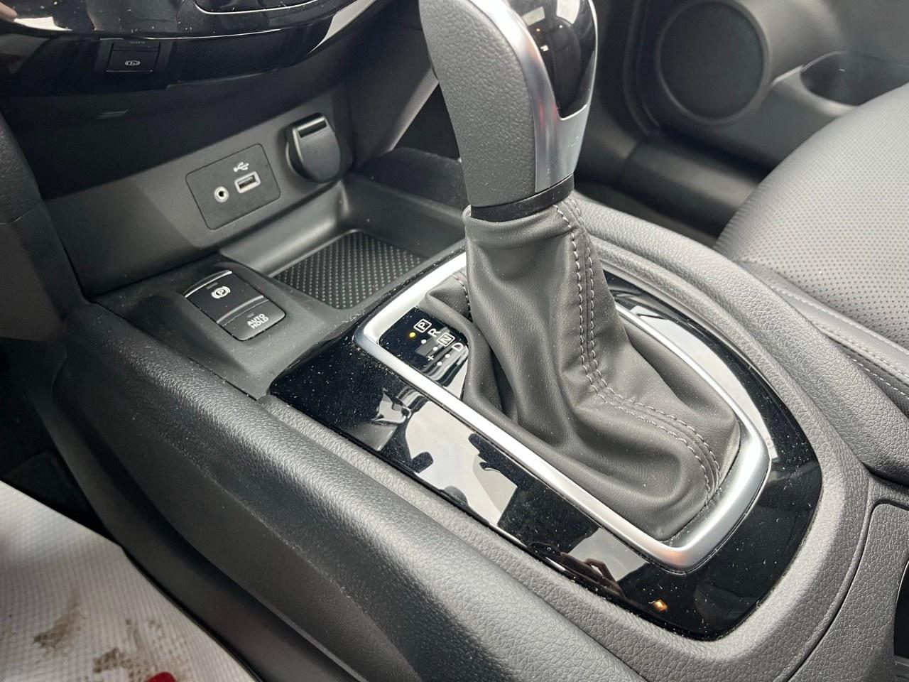 2023 Nissan Qashqai AWD SL CVT Photo