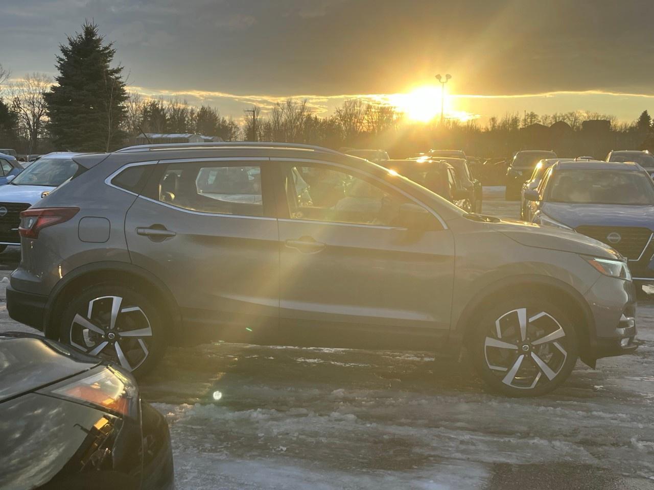 2023 Nissan Qashqai AWD SL CVT Photo