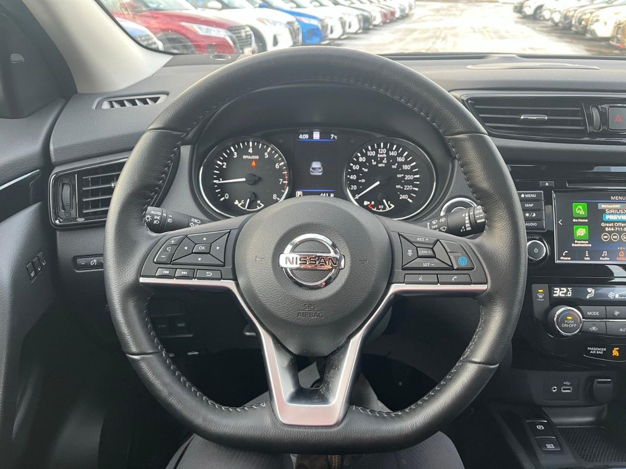 2023 Nissan Qashqai AWD SL CVT Photo