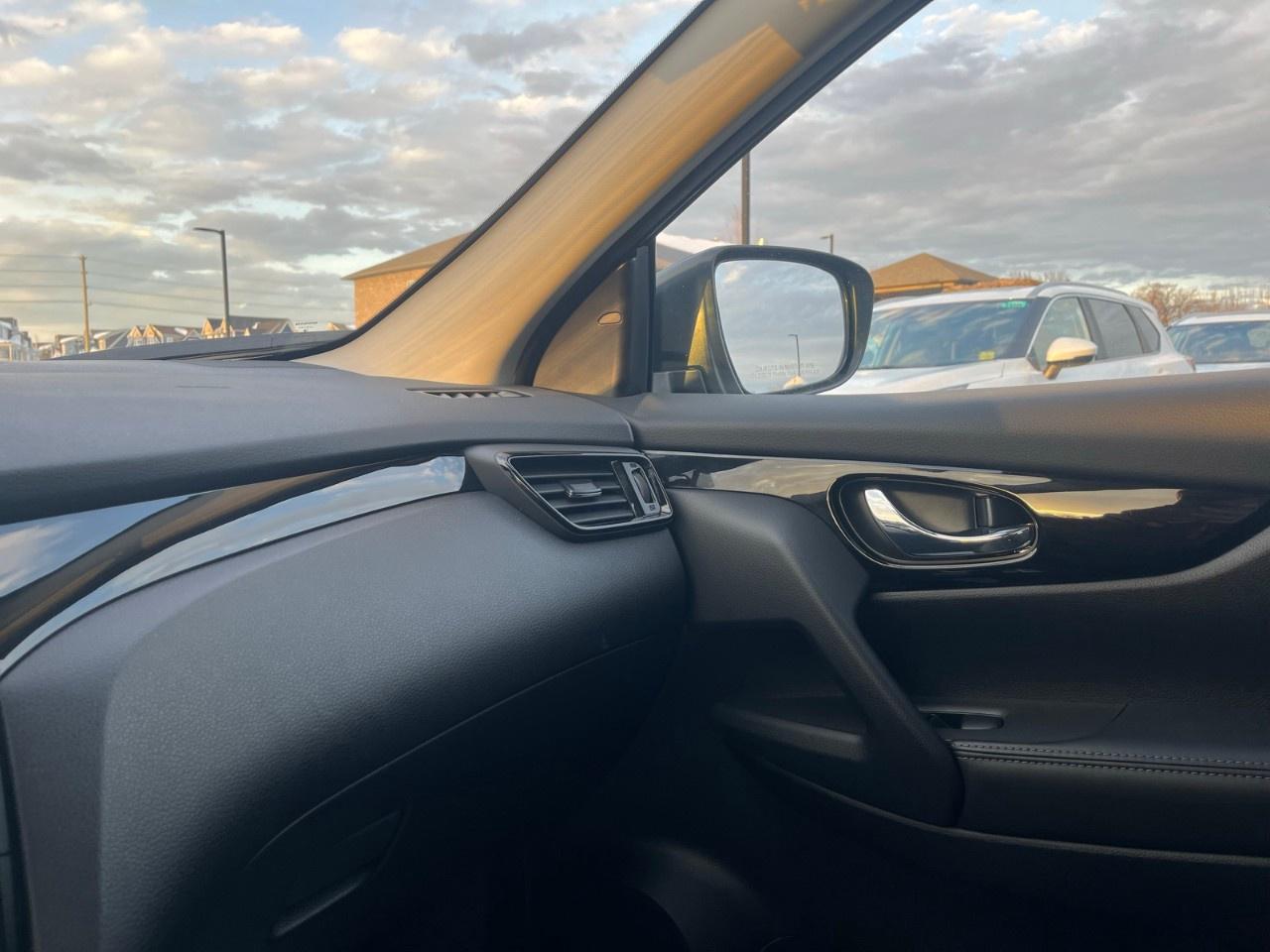 2023 Nissan Qashqai AWD SL CVT Photo