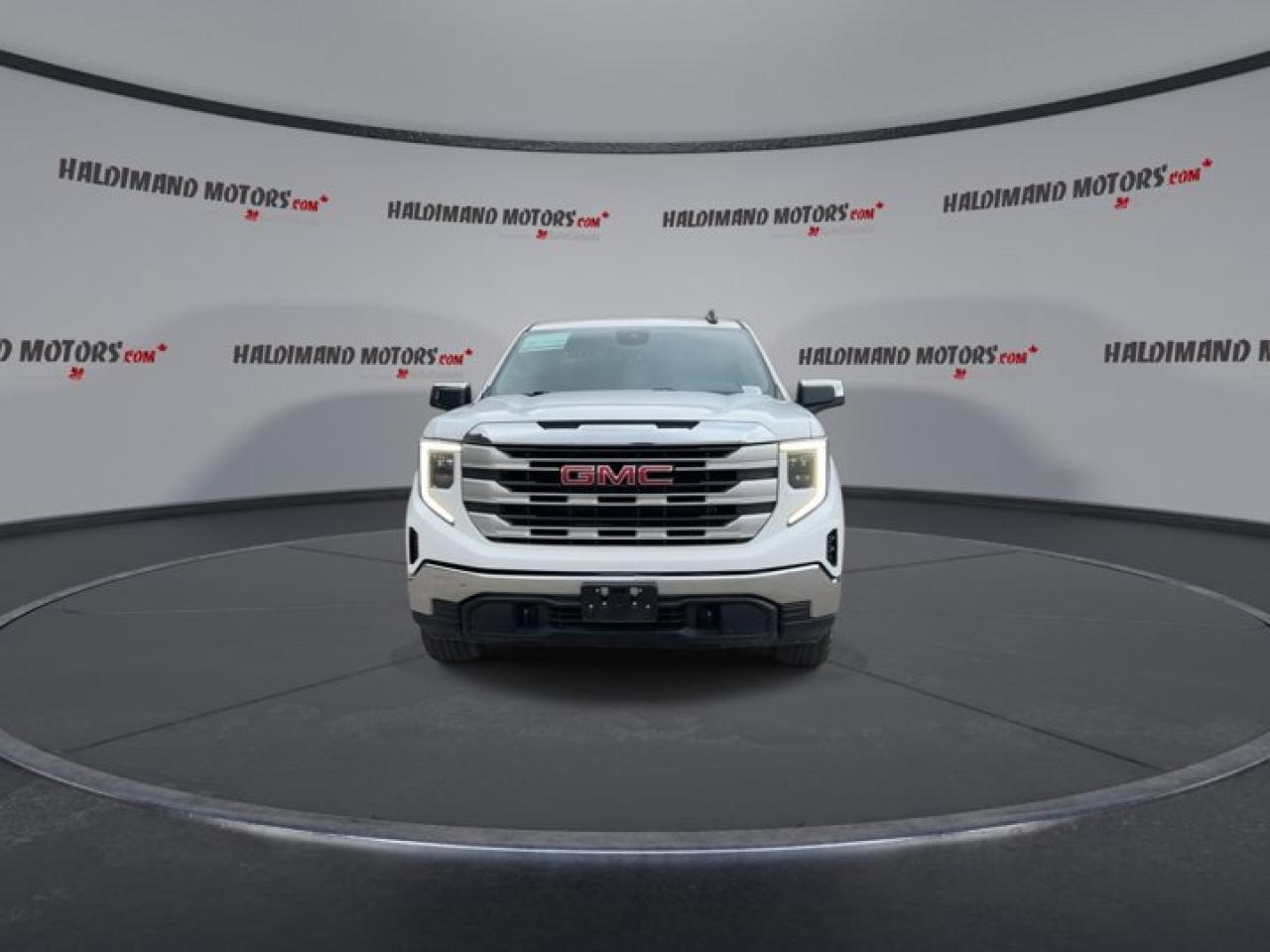 2023 GMC Sierra 1500 SLE 4WD Crew Photo2