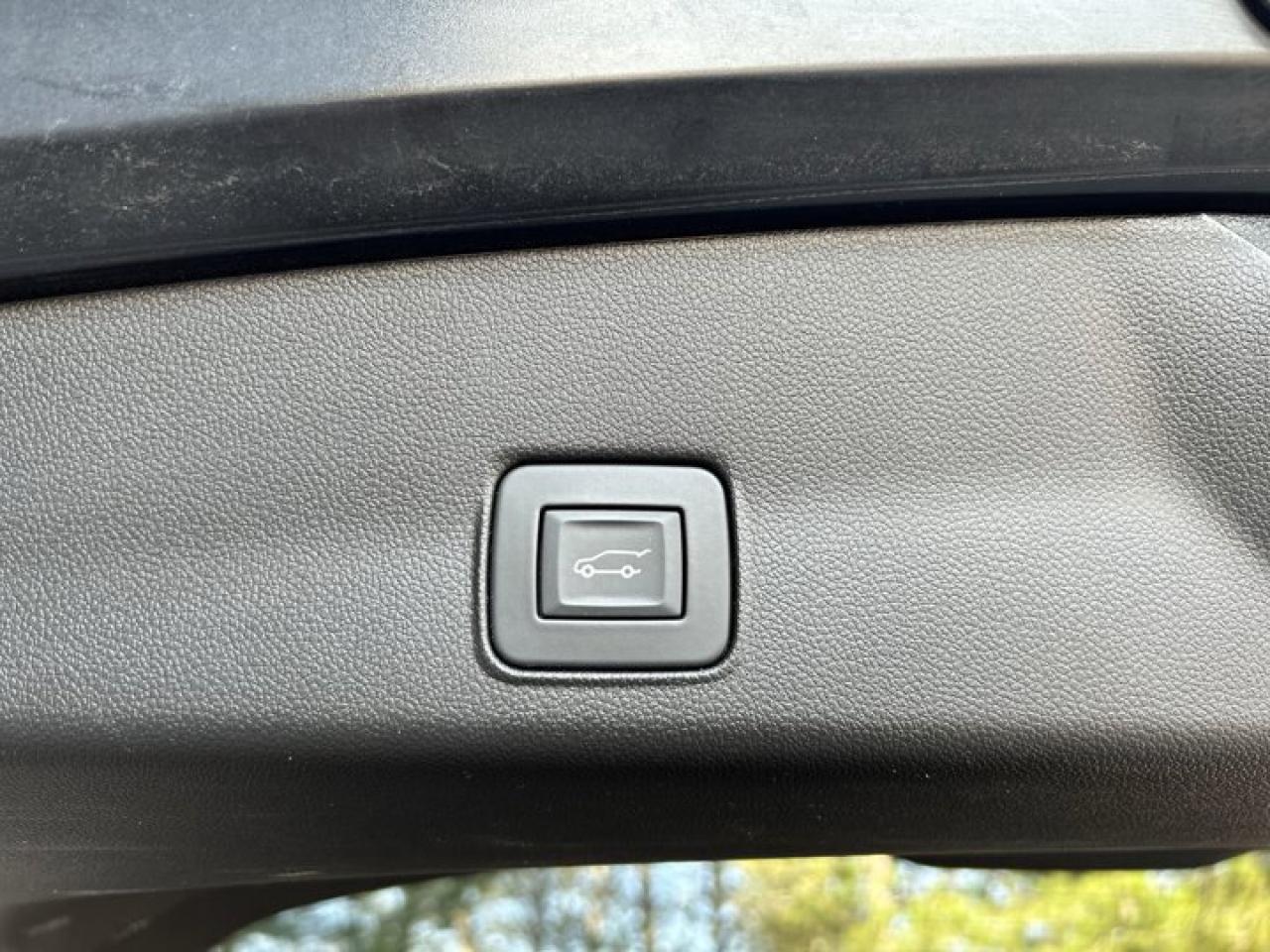 2023 Chevrolet TrailBlazer RS AWD | Remote Start | Panoramic Roof | Leather Seats Photo