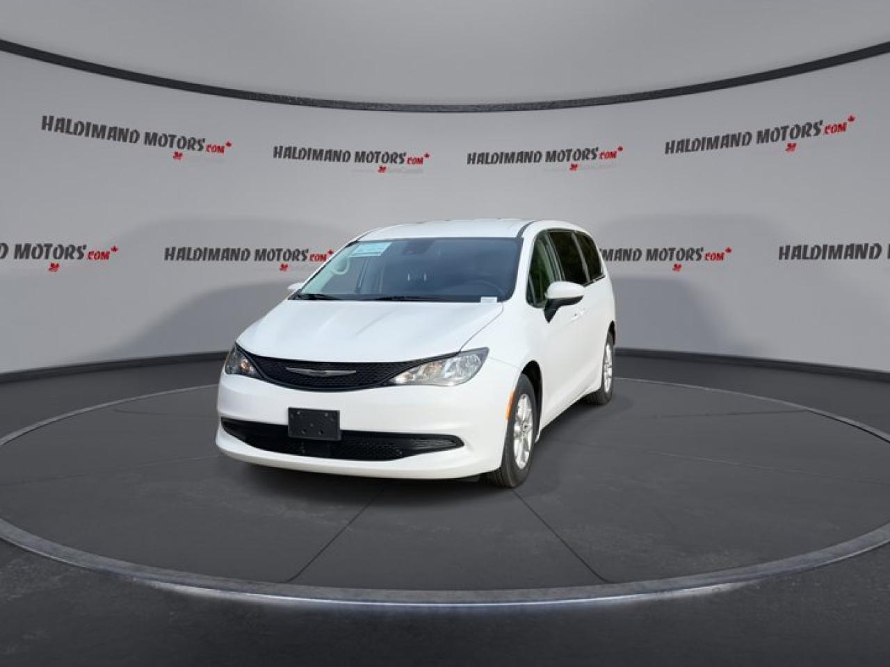 2023 Dodge Grand Caravan SXT | 2nd Row Captain Seats | Heated Seats | Remote Start Photo2