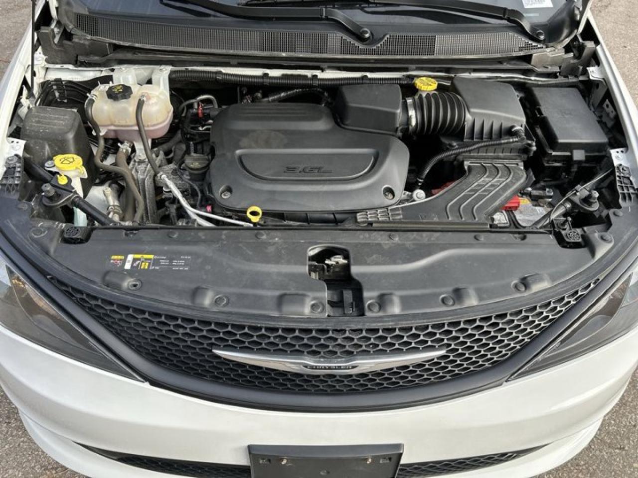 2023 Dodge Grand Caravan SXT | 2nd Row Captain Seats | Heated Seats | Remote Start Photo