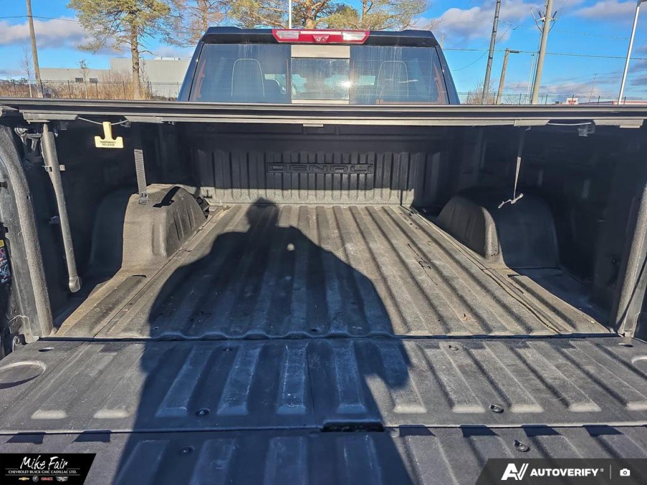 2023 GMC Sierra 1500 Denali Ultimate Photo