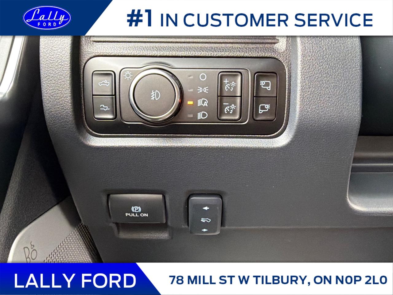 2026 Ford F-250 Platinum Photo