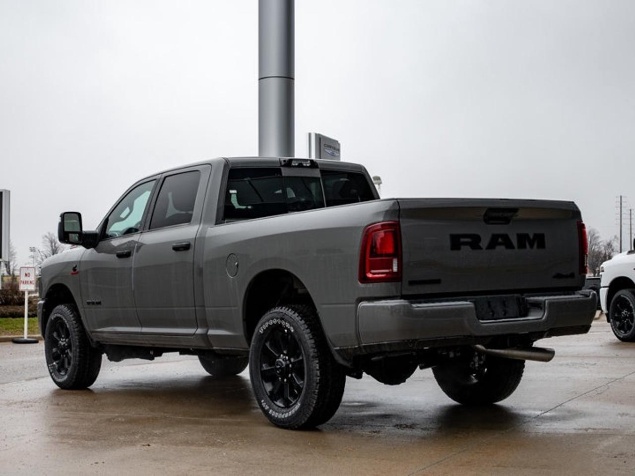 2026 RAM 3500 Big Horn Photo