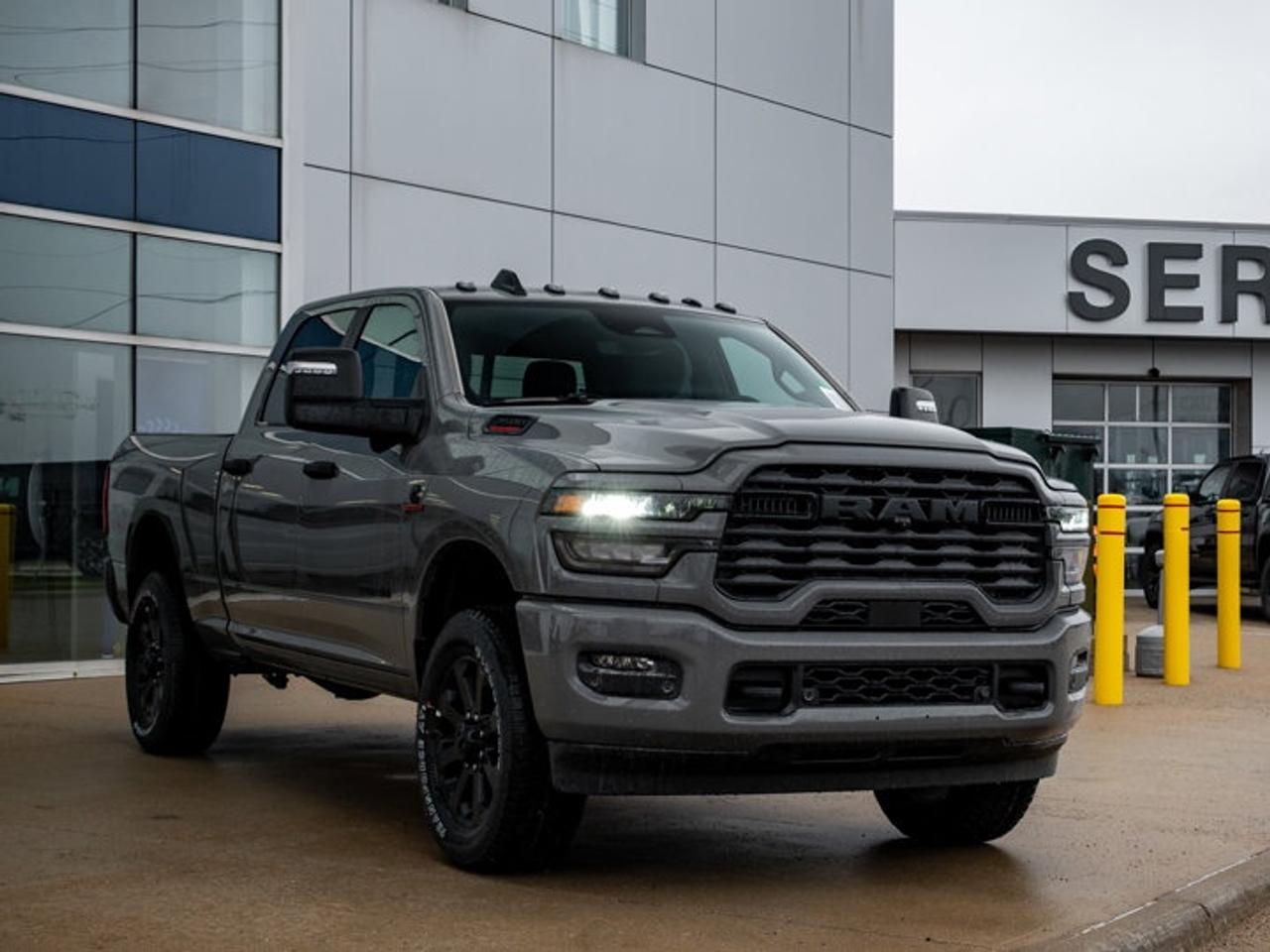 2026 RAM 3500 Big Horn Photo