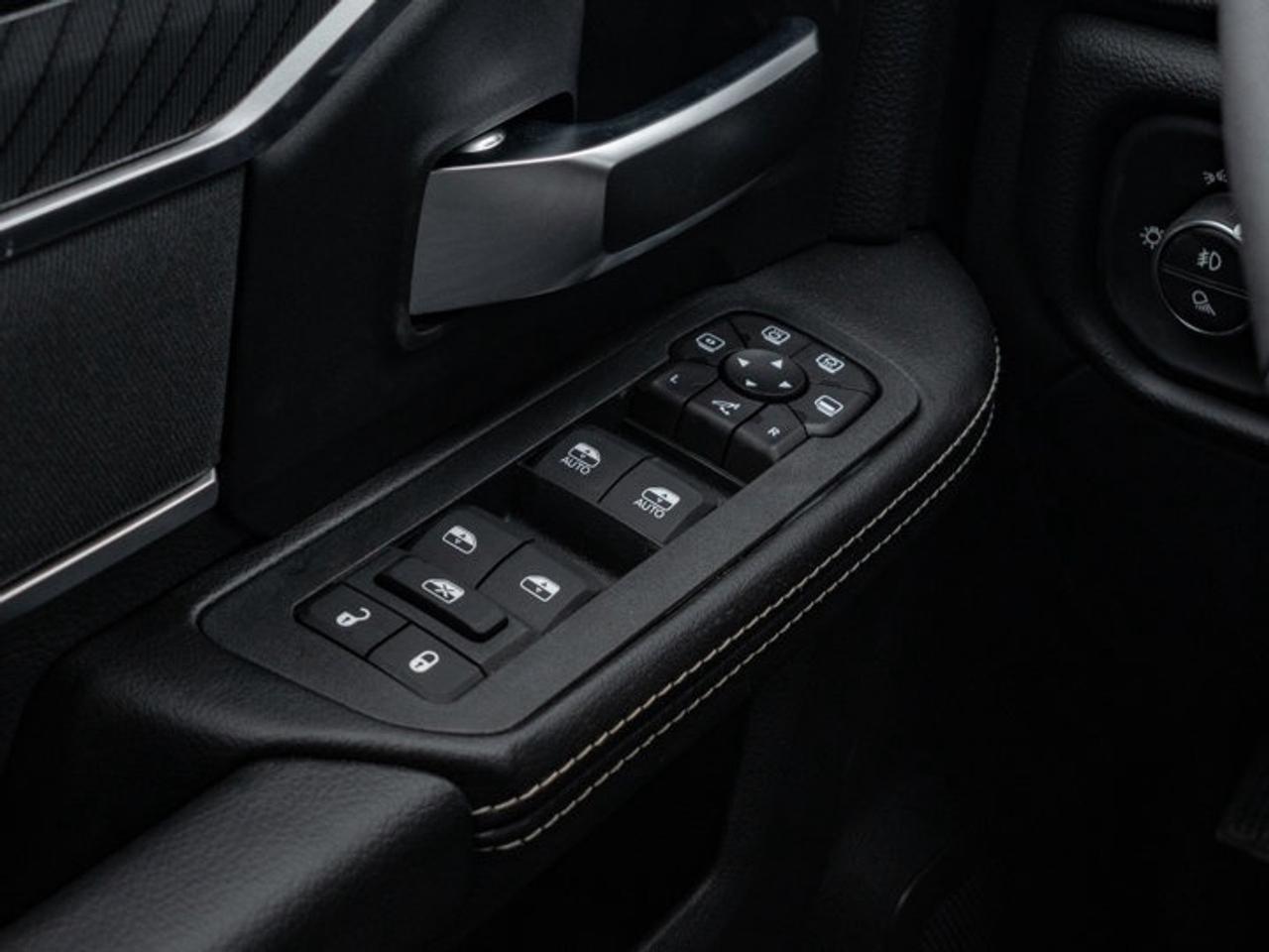 2026 RAM 3500 Big Horn Photo