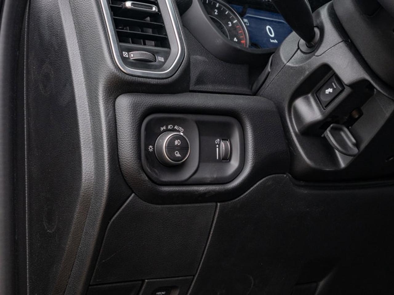2026 RAM 3500 Big Horn Photo