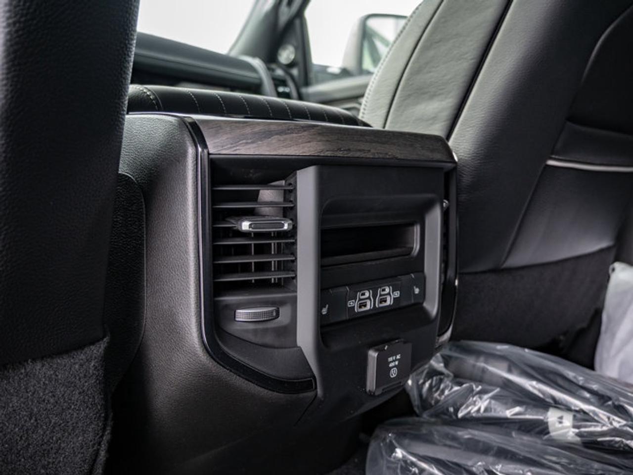 2026 RAM 3500 Limited Photo