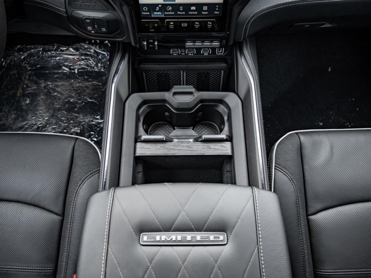 2026 RAM 3500 Limited Photo