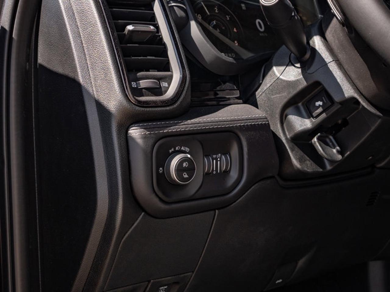 2026 RAM 3500 Limited Photo