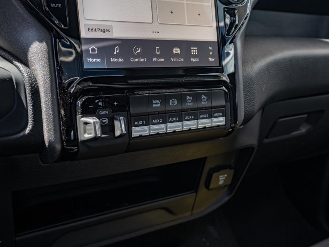 2026 RAM 2500 Tradesman Photo