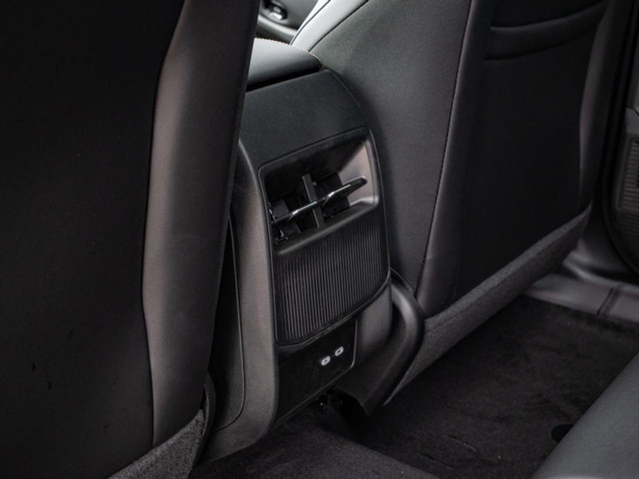 2026 Jeep Cherokee Limited Photo