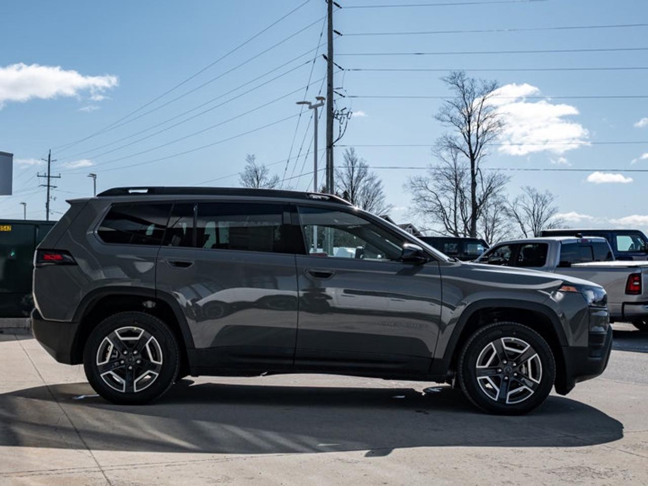 2026 Jeep Cherokee laredo Photo