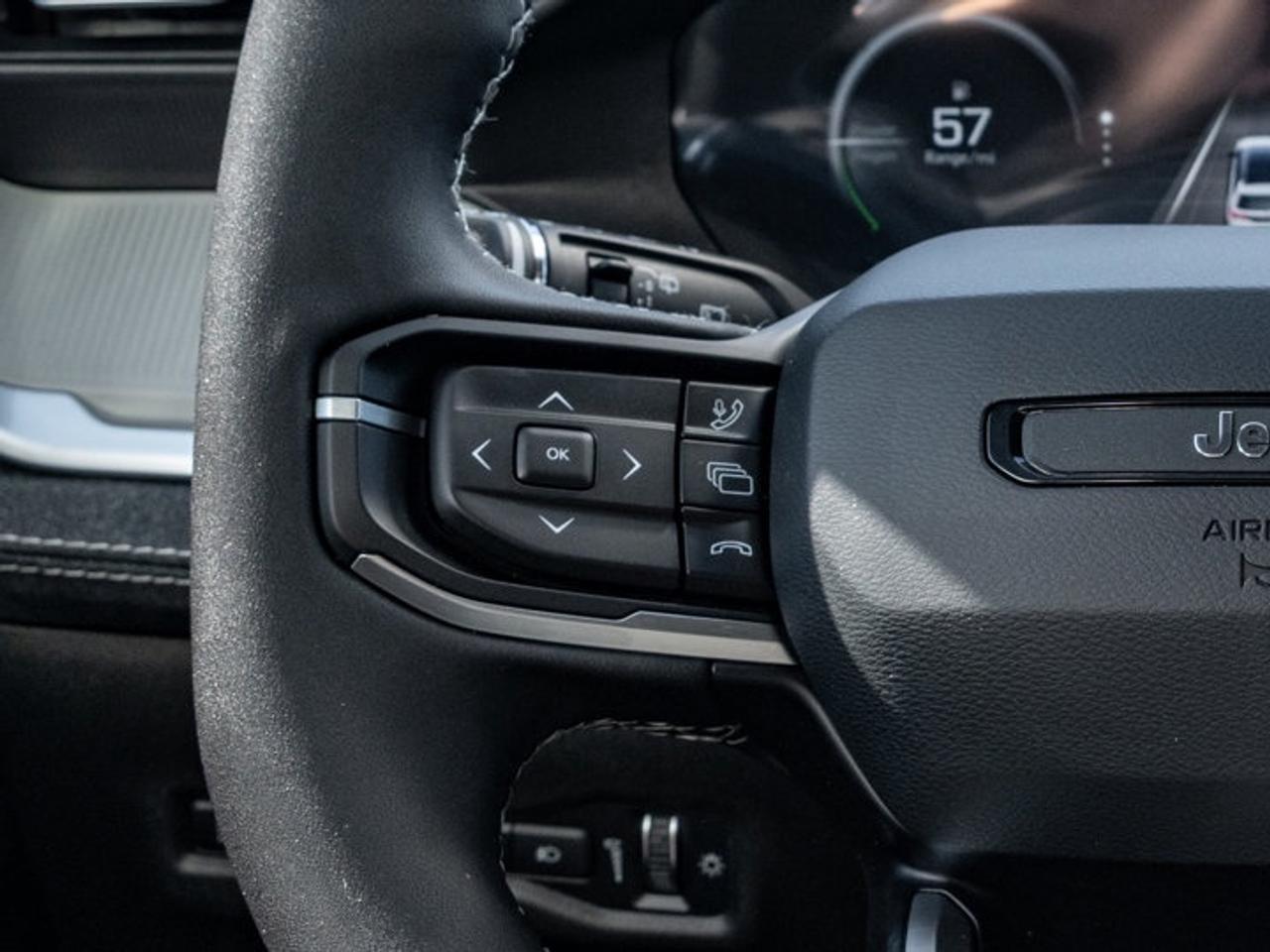 2026 Jeep Cherokee laredo Photo