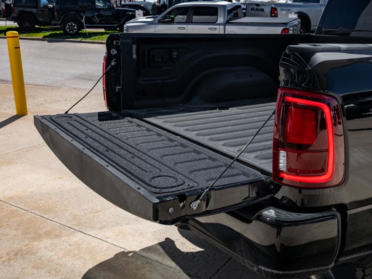 2026 RAM 3500 Big Horn Photo