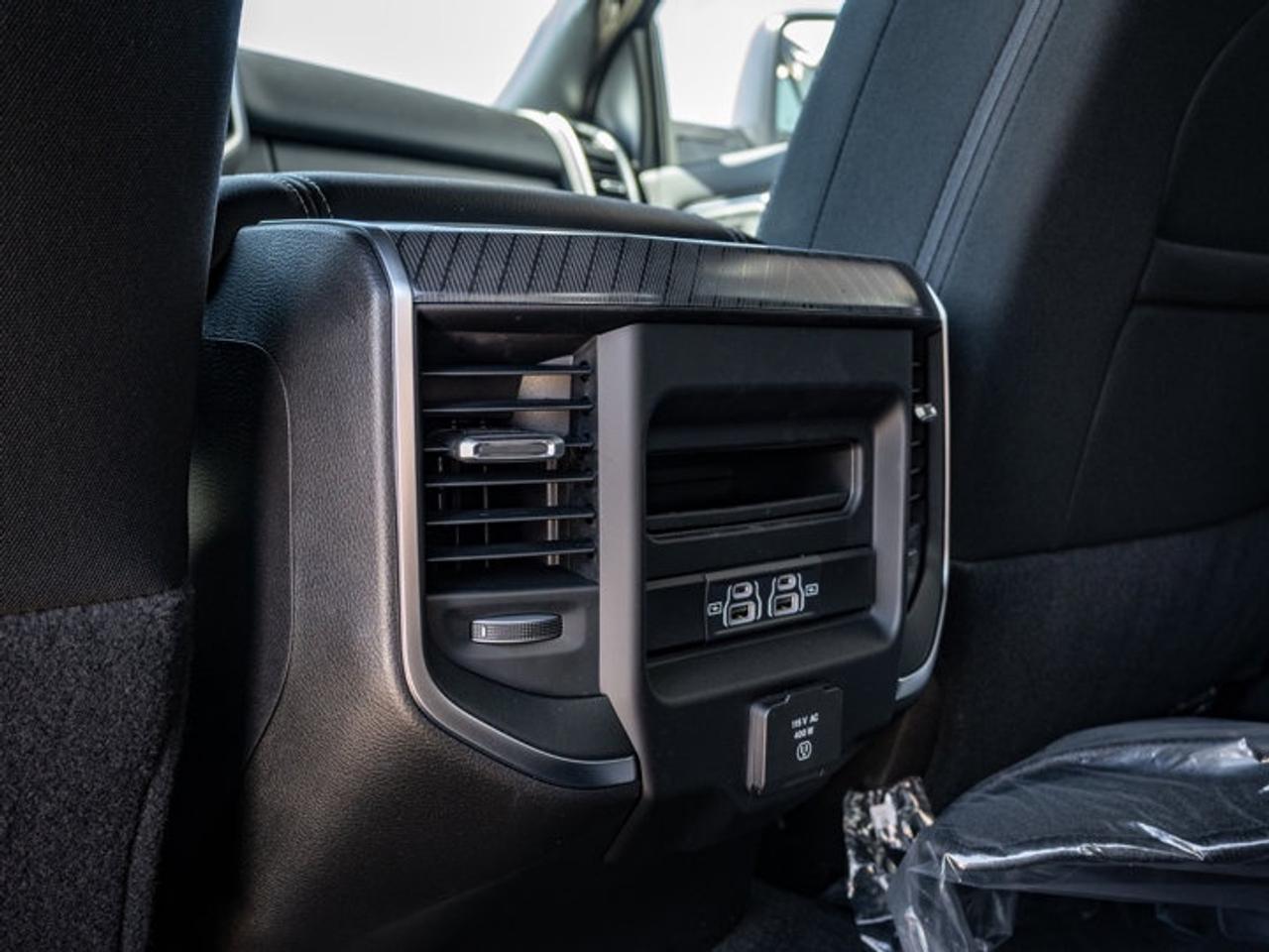 2026 RAM 3500 Big Horn Photo