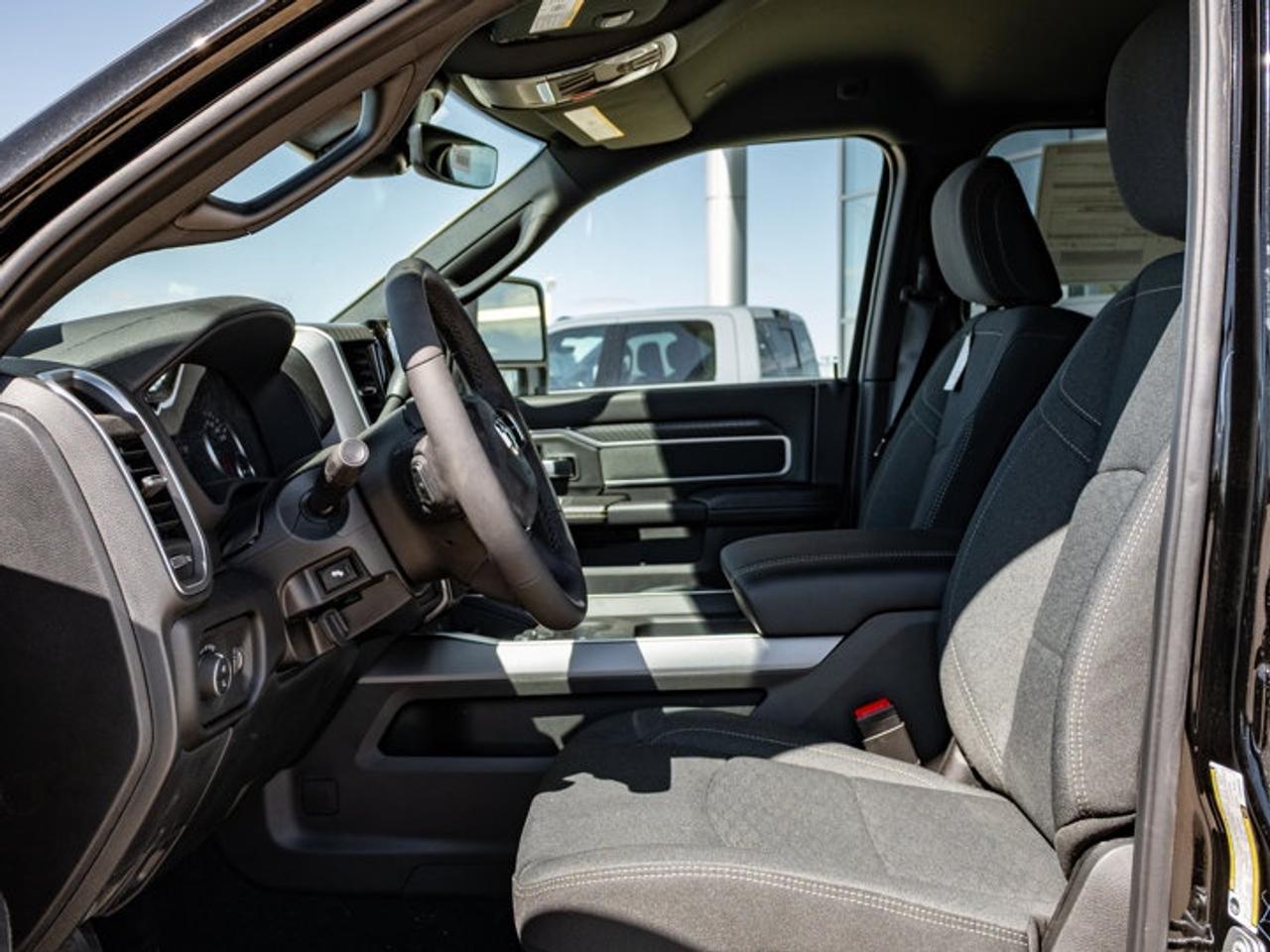 2026 RAM 3500 Big Horn Photo