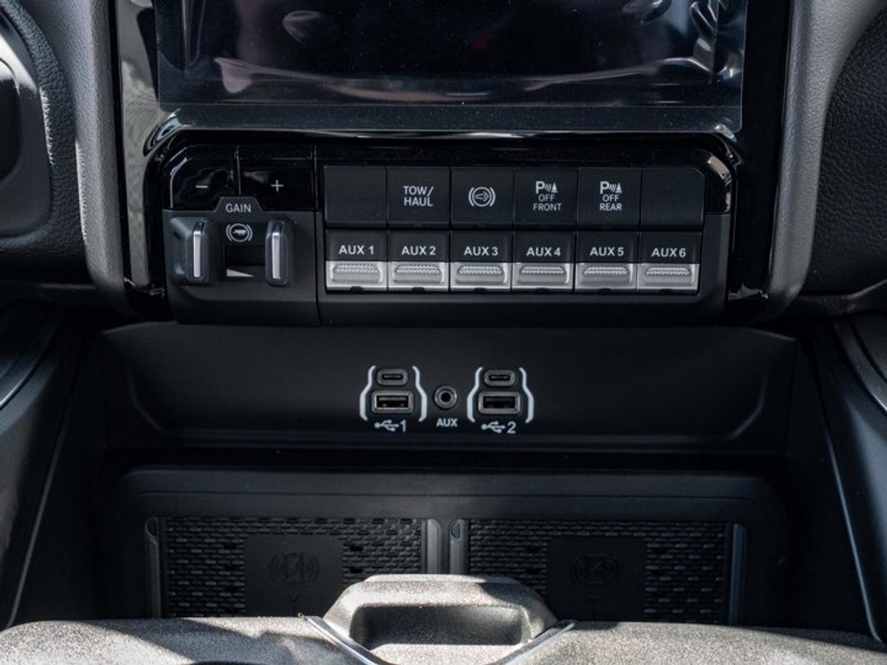 2026 RAM 3500 Big Horn Photo