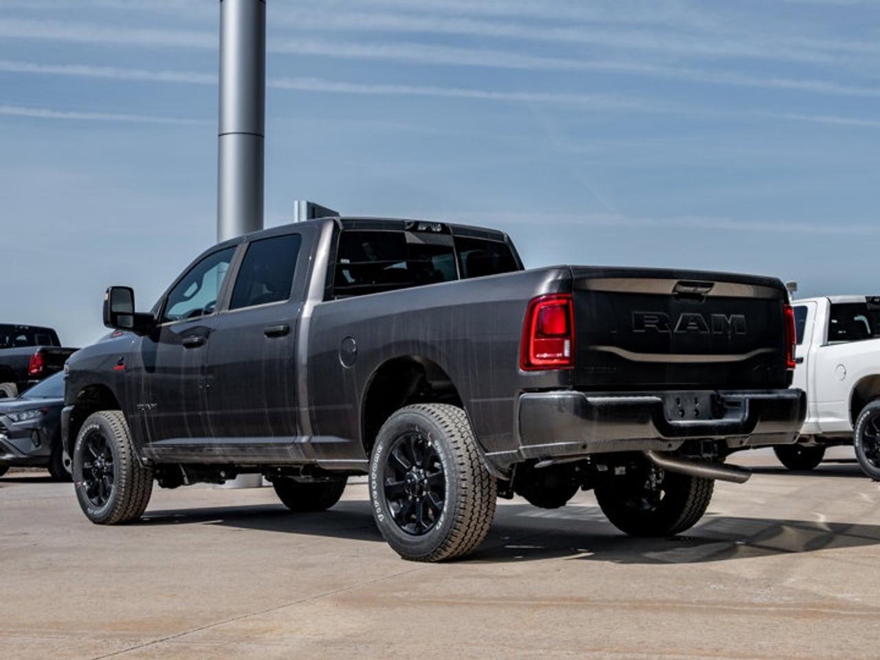 2026 RAM 3500 Big Horn Photo