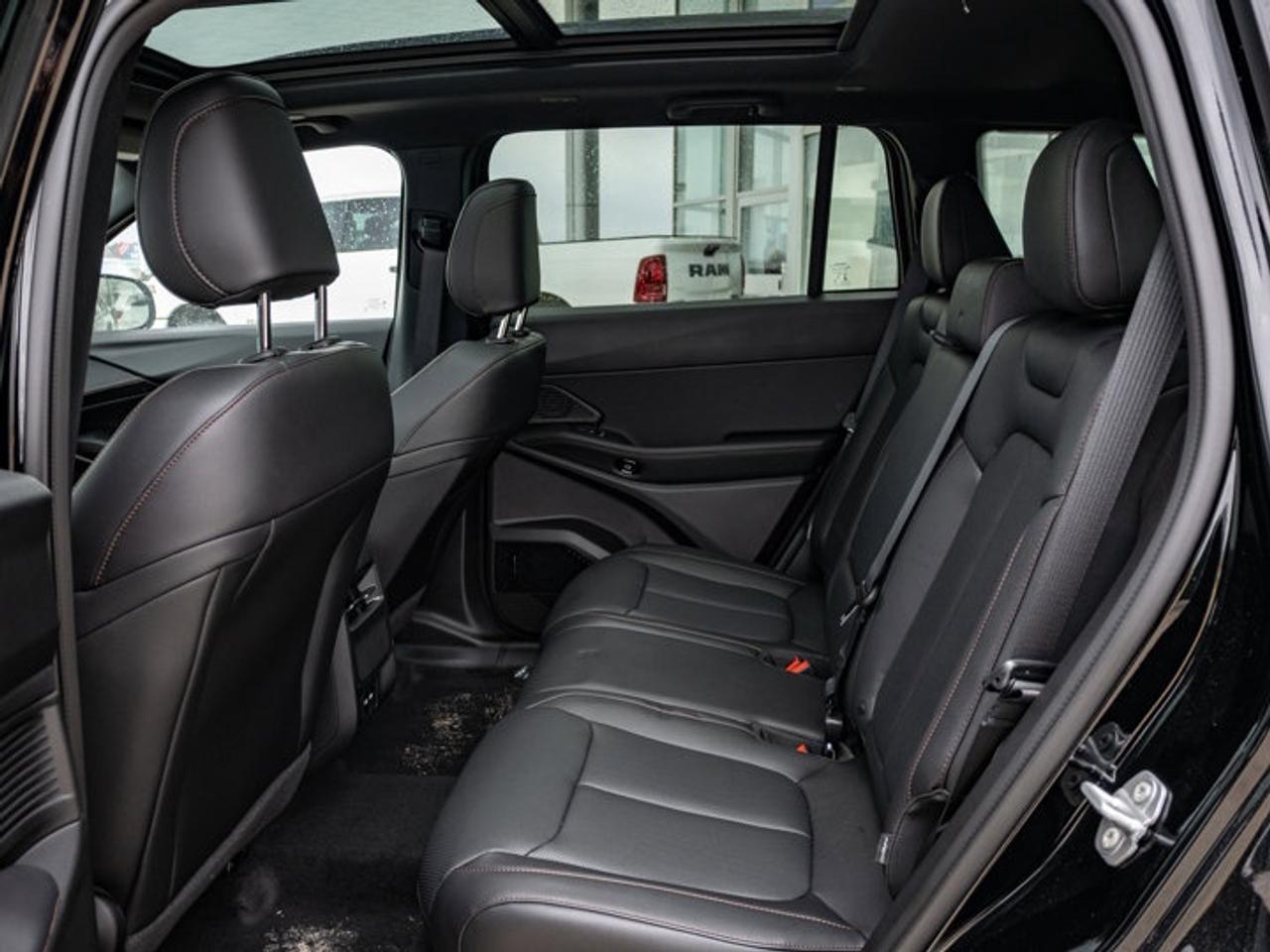 2026 Jeep Cherokee Limited Photo