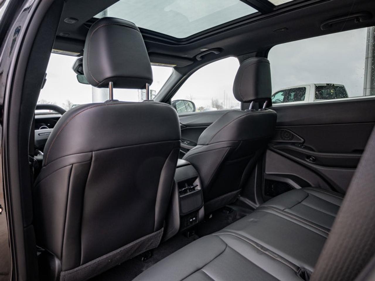 2026 Jeep Cherokee Limited Photo