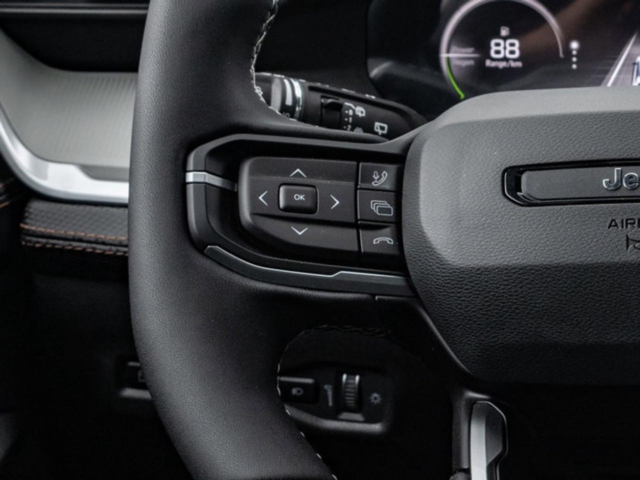 2026 Jeep Cherokee Limited Photo