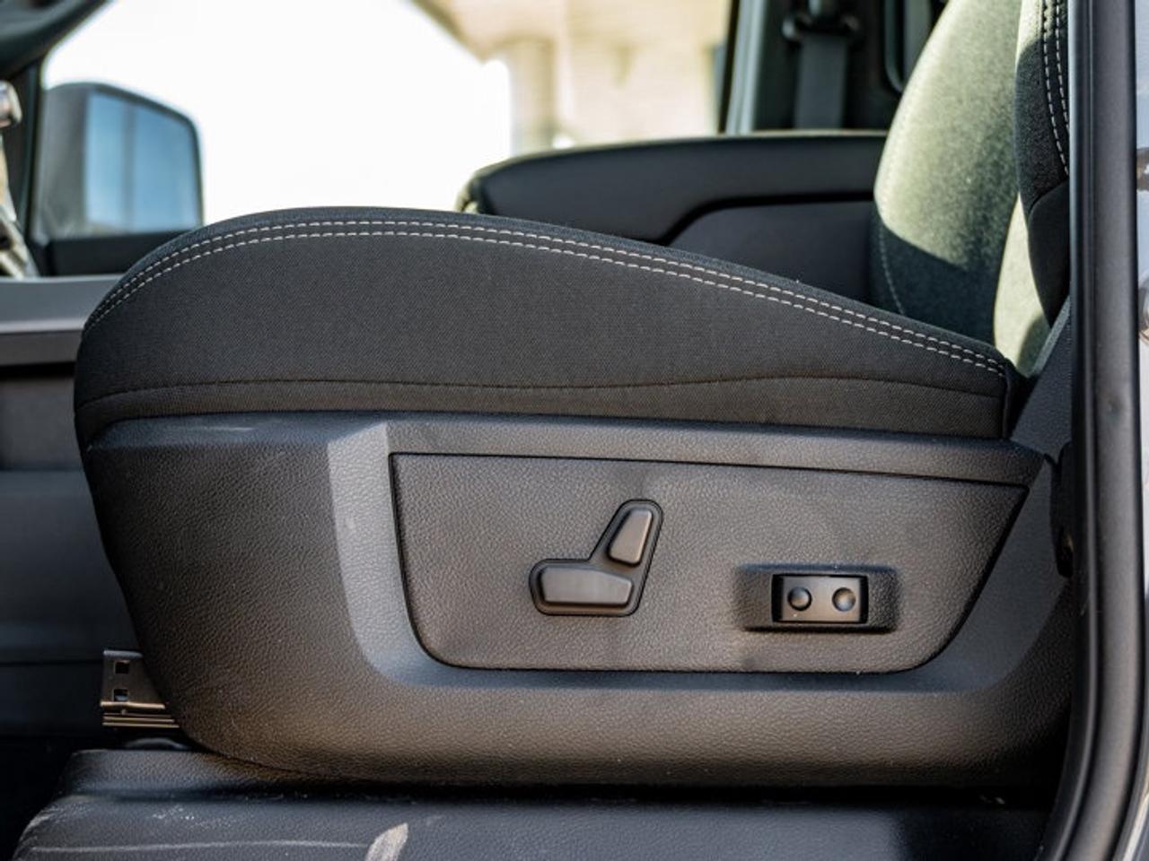 2026 RAM 2500 Big Horn Photo