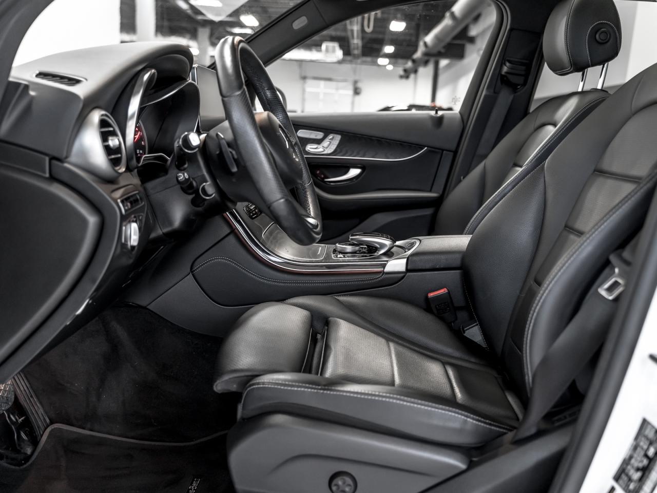 2018 Mercedes-Benz GLC GLC 300|AMG PKG|360CAM|BLINDSPOT|ACCIDENT FREE|LOADED Photo
