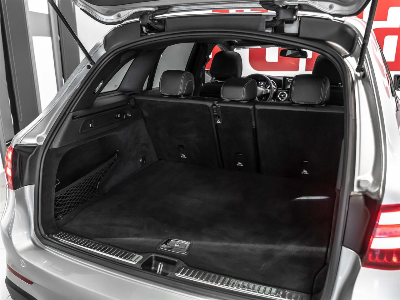 2018 Mercedes-Benz GLC GLC 300|AMG PKG|360CAM|BLINDSPOT|ACCIDENT FREE|LOADED Photo