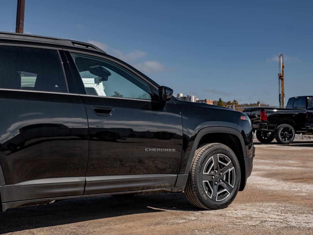 2026 Jeep Cherokee laredo Photo