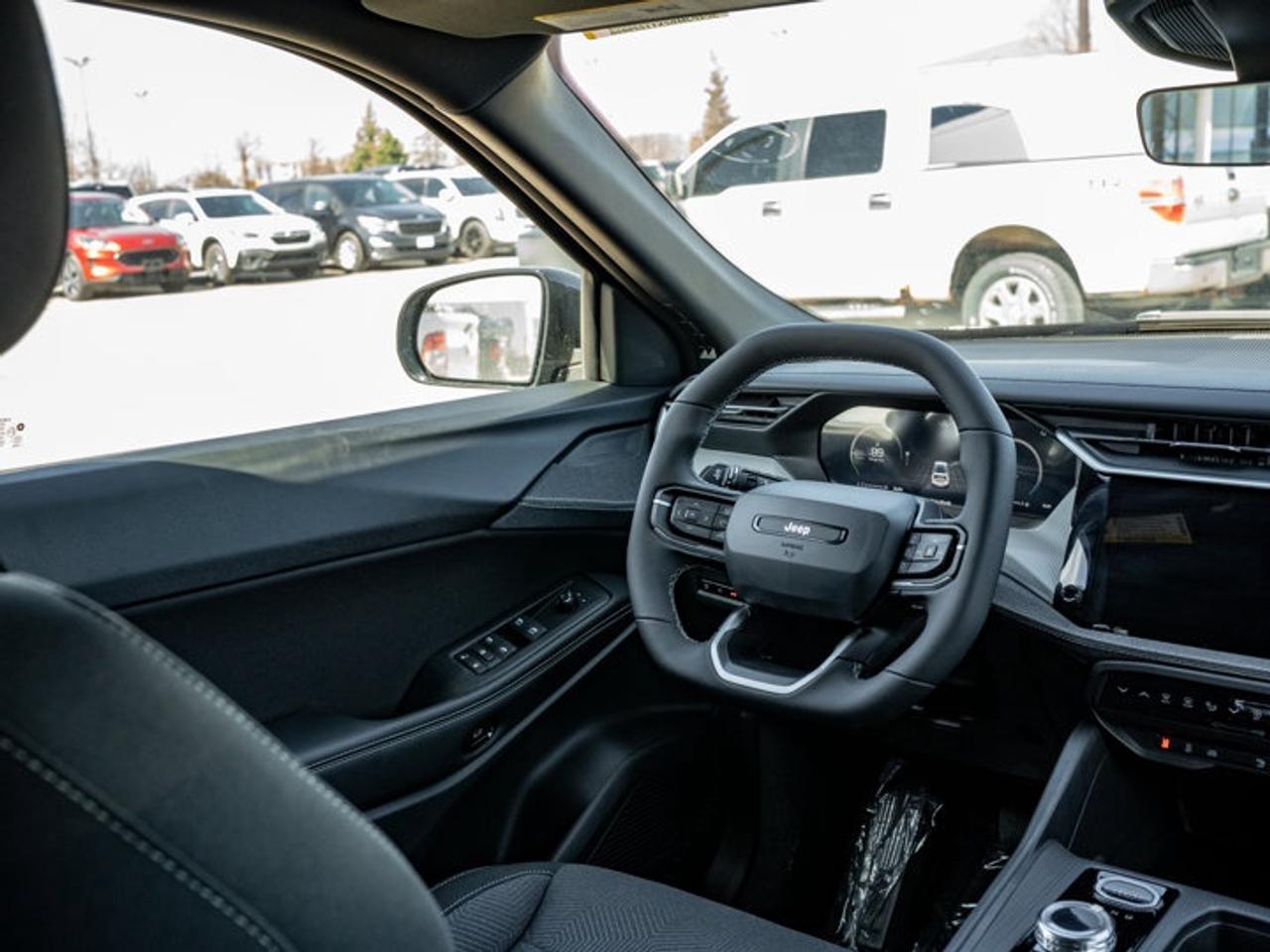 2026 Jeep Cherokee laredo Photo