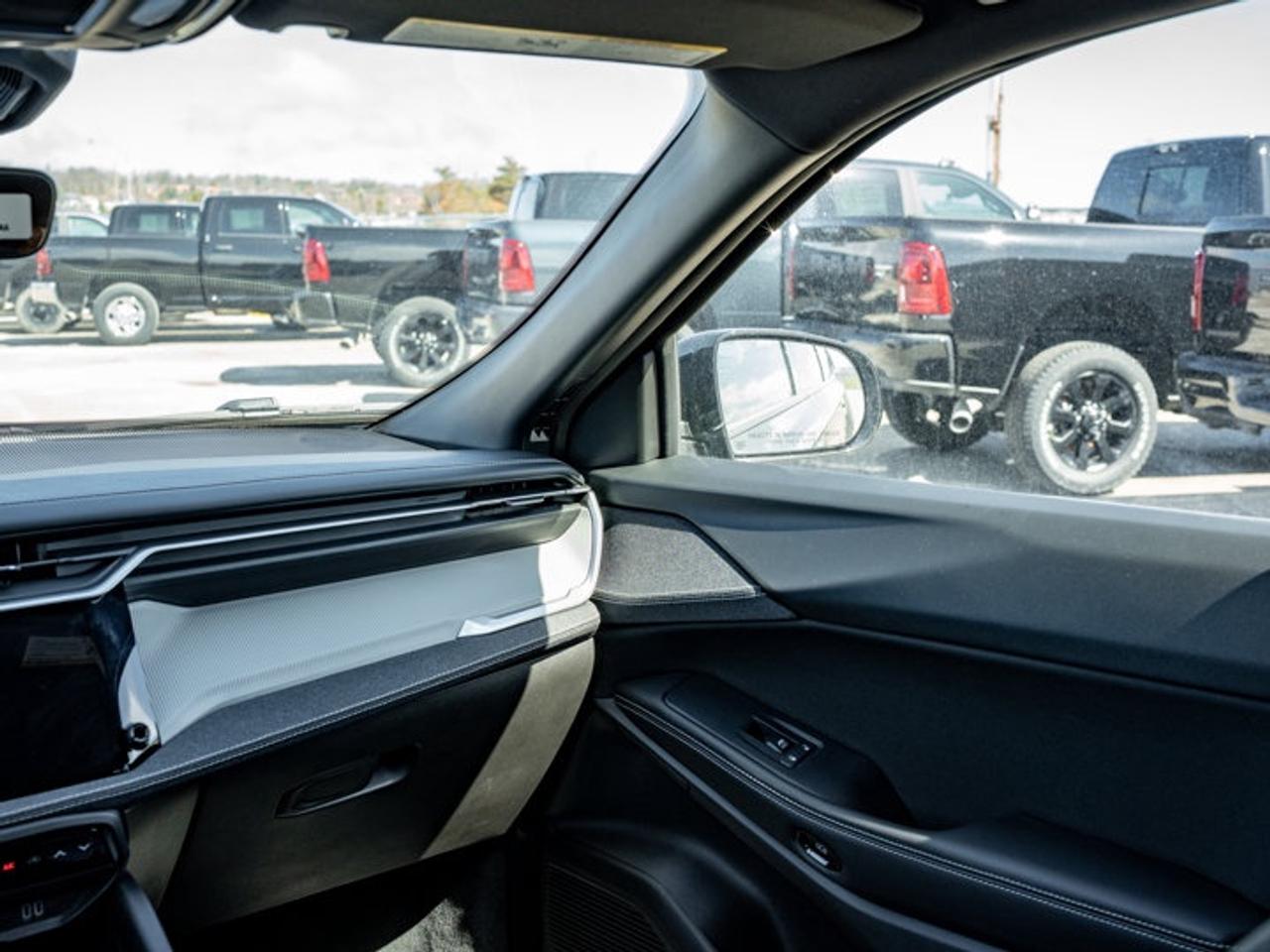 2026 Jeep Cherokee laredo Photo