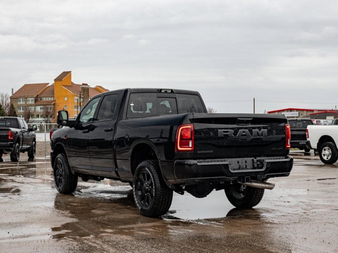 2026 RAM 3500 Big Horn Photo