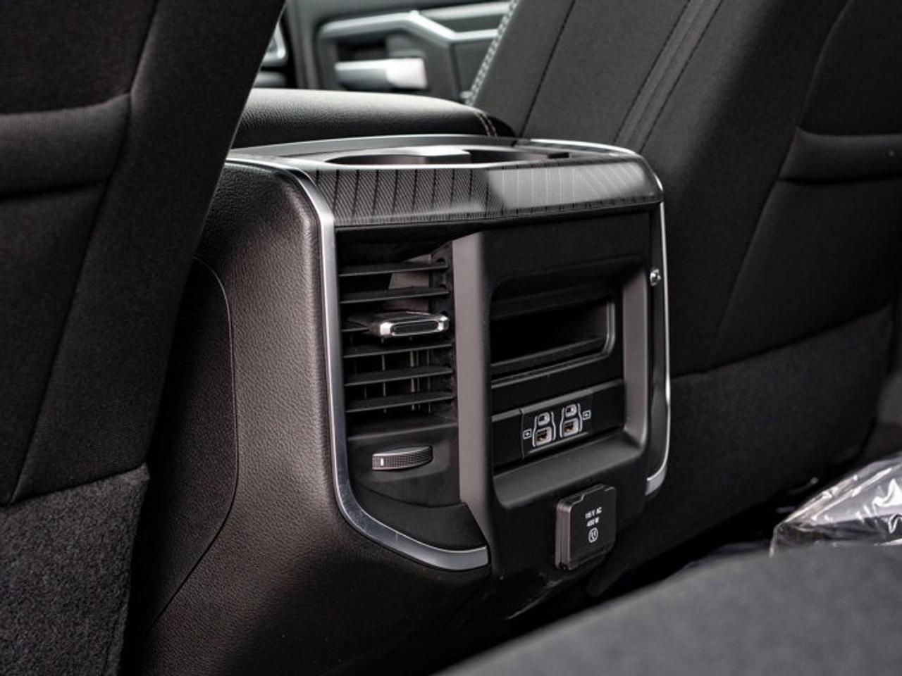 2026 RAM 3500 Big Horn Photo