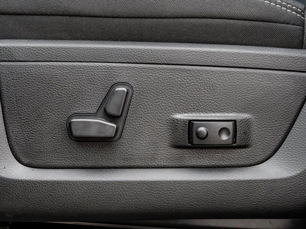 2026 RAM 3500 Big Horn Photo