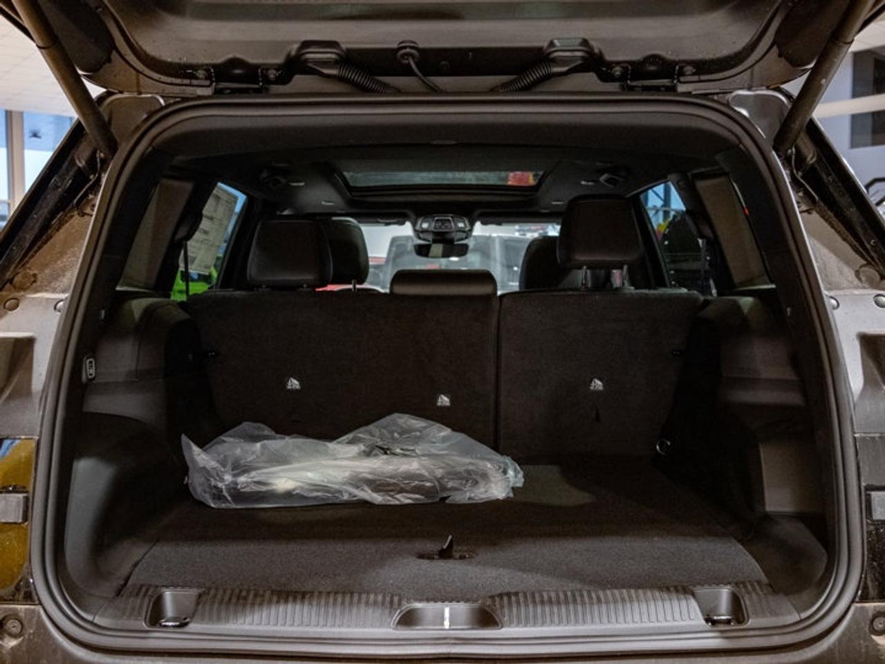 2026 Jeep Cherokee Limited Photo