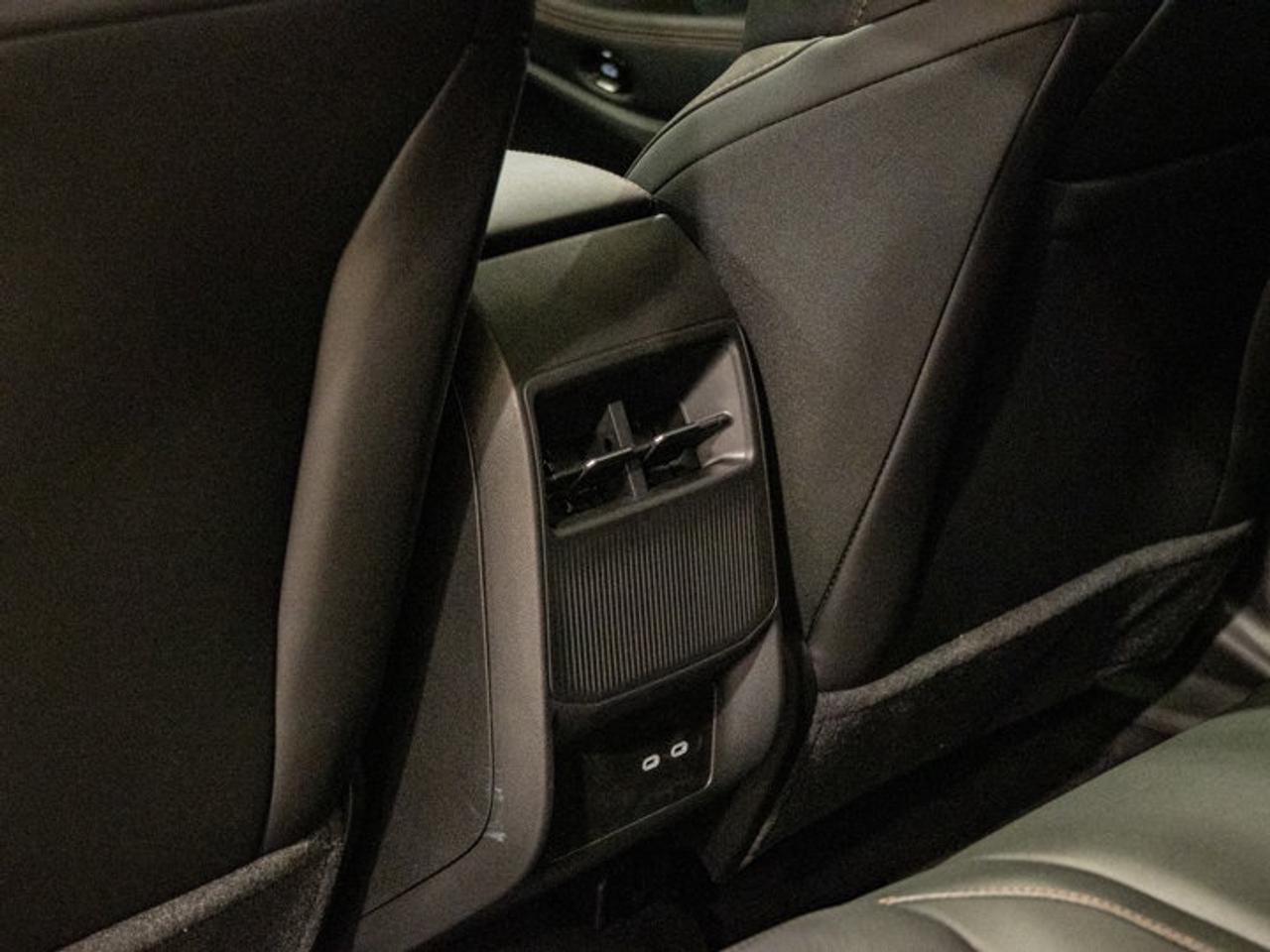 2026 Jeep Cherokee Limited Photo