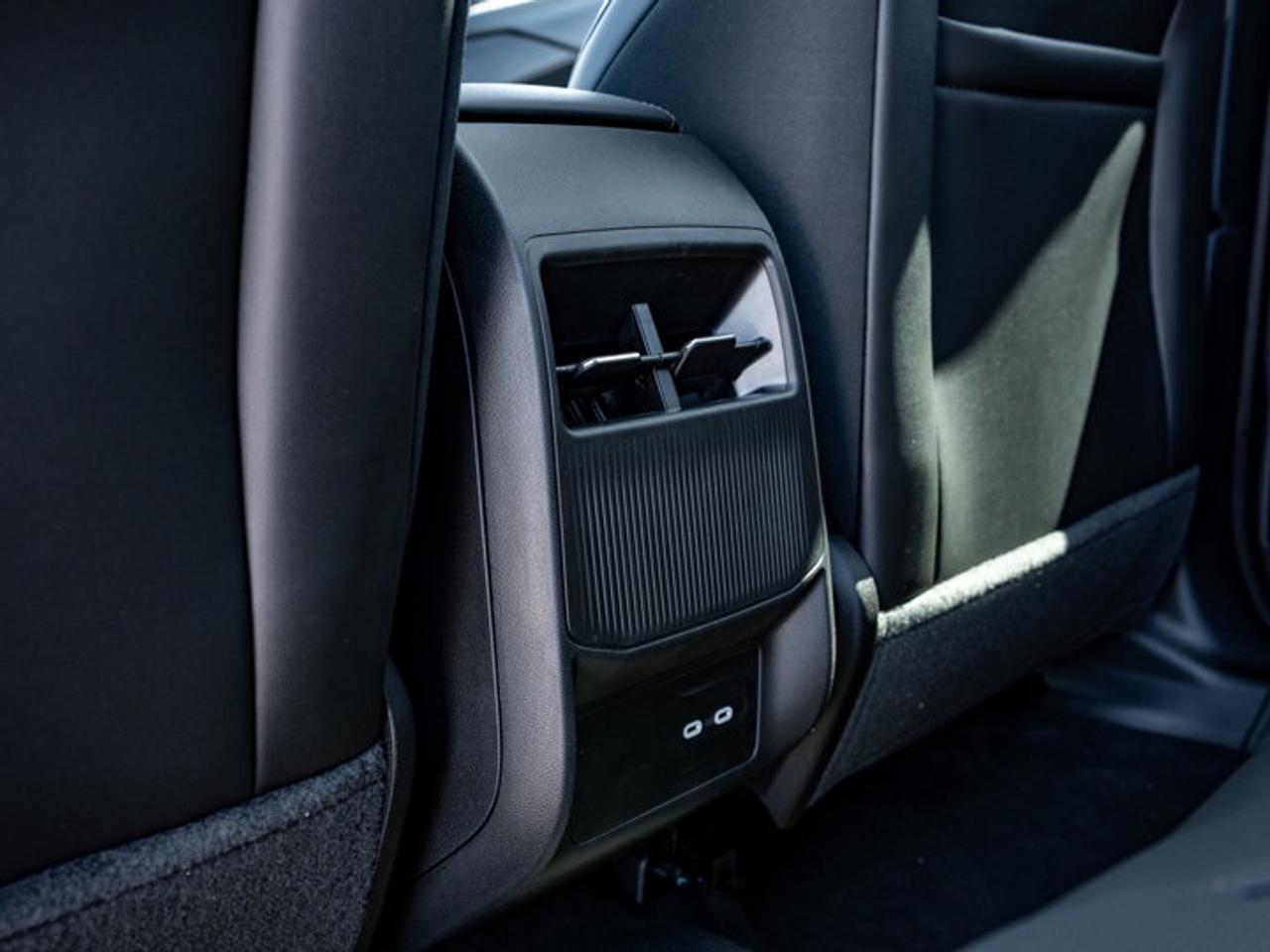 2026 Jeep Cherokee Limited Photo