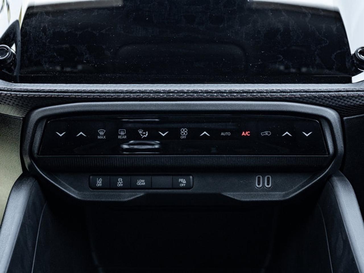 2026 Jeep Cherokee Limited Photo