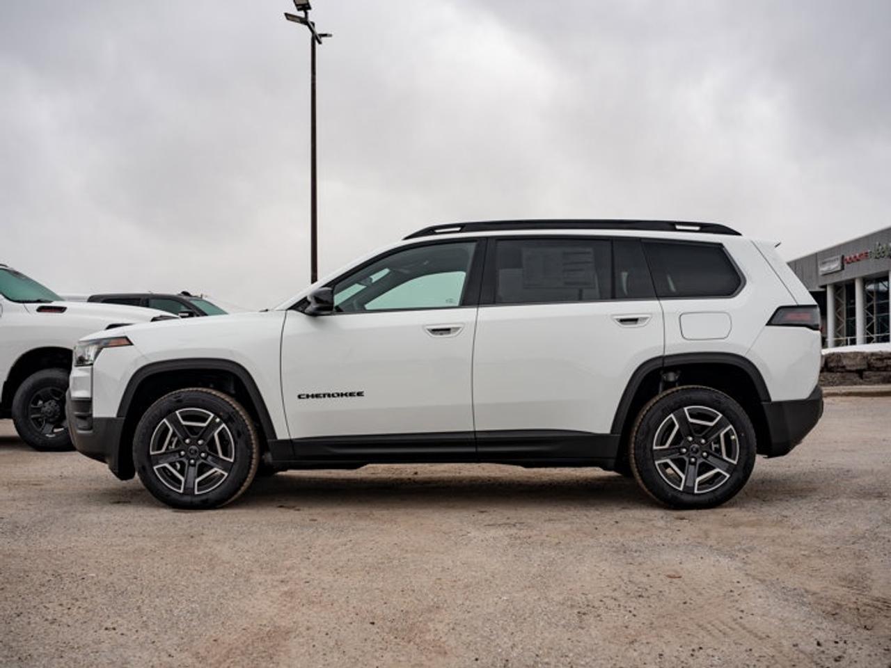 2026 Jeep Cherokee Limited Photo4