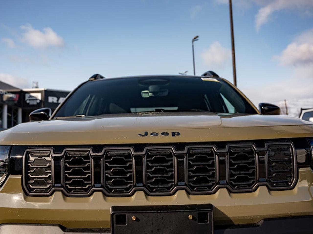2026 Jeep Cherokee laredo Photo