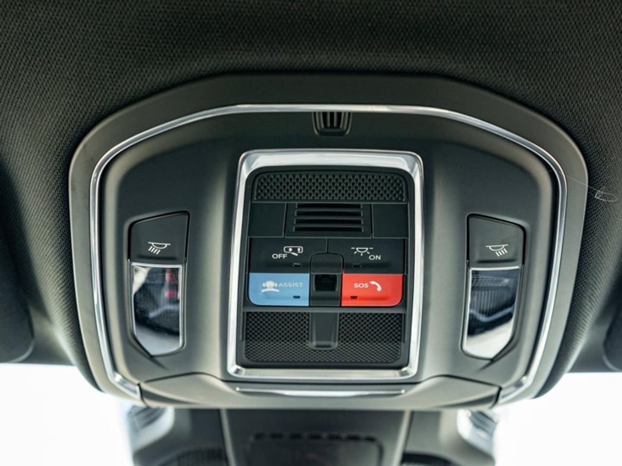 2026 Jeep Cherokee laredo Photo