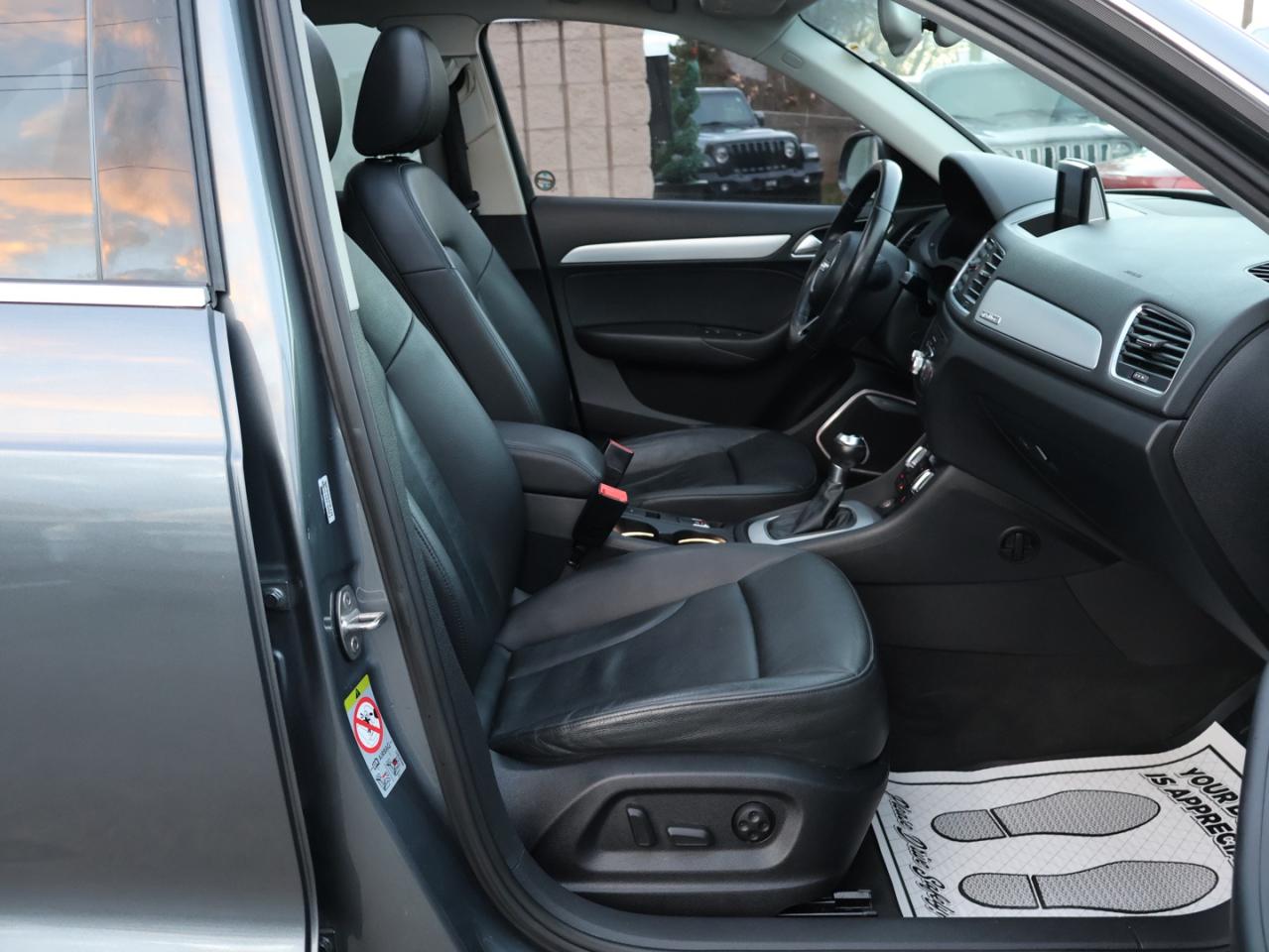 2015 Audi Q3 TECHNK AWD CERTIFIED CAMERA NAV BLUETOOTH HEATED LEATHER  P.ROOF P.SENSORS B.SPOT CRUISE ALLOYS - Photo #17