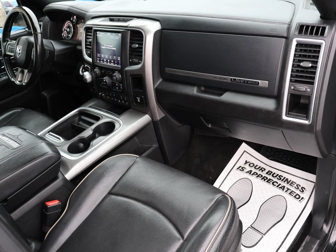 2018 RAM 1500 LIMITED HEMI CREW 4WD CERTIFIED *ACCIDENT FREE*DODGE MAINTAIN* CAMERA NAV BLUETOOTH HEAT/COOL LEATHER SEATS/STEERING SUNROOF P.SENSORS CRUISE ALLOYS - Photo #12